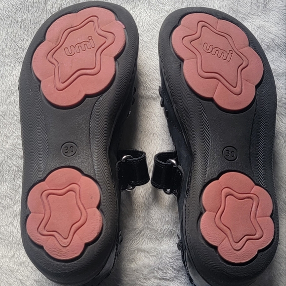 Umi girls size 12.5 dress shoes - Picture 4 of 5